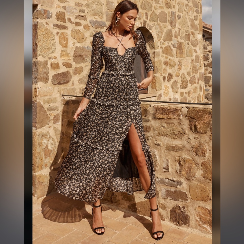 NWT ASTR The Label Lovestruck Floral Halter Maxi Dress
